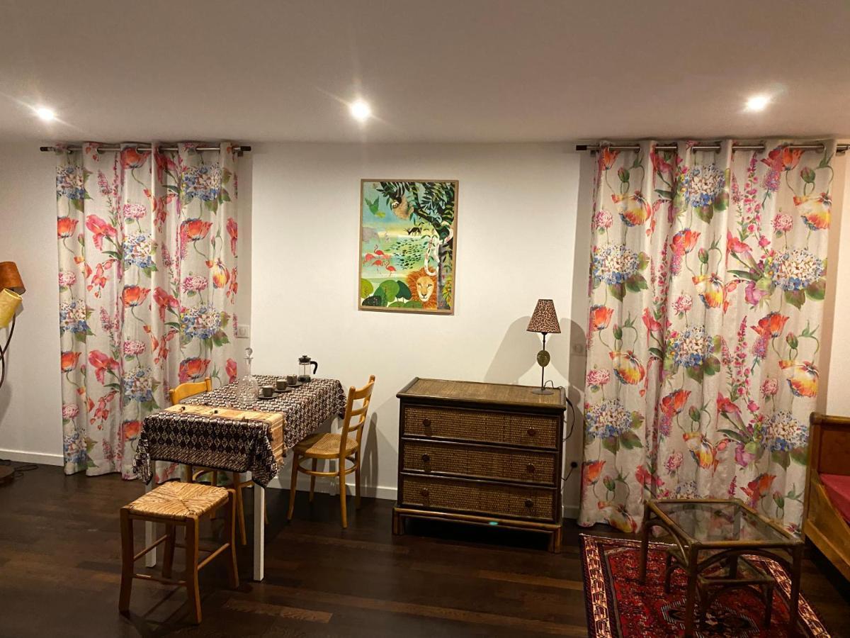 Les Cabanons Bed and Breakfast Dardilly Buitenkant foto