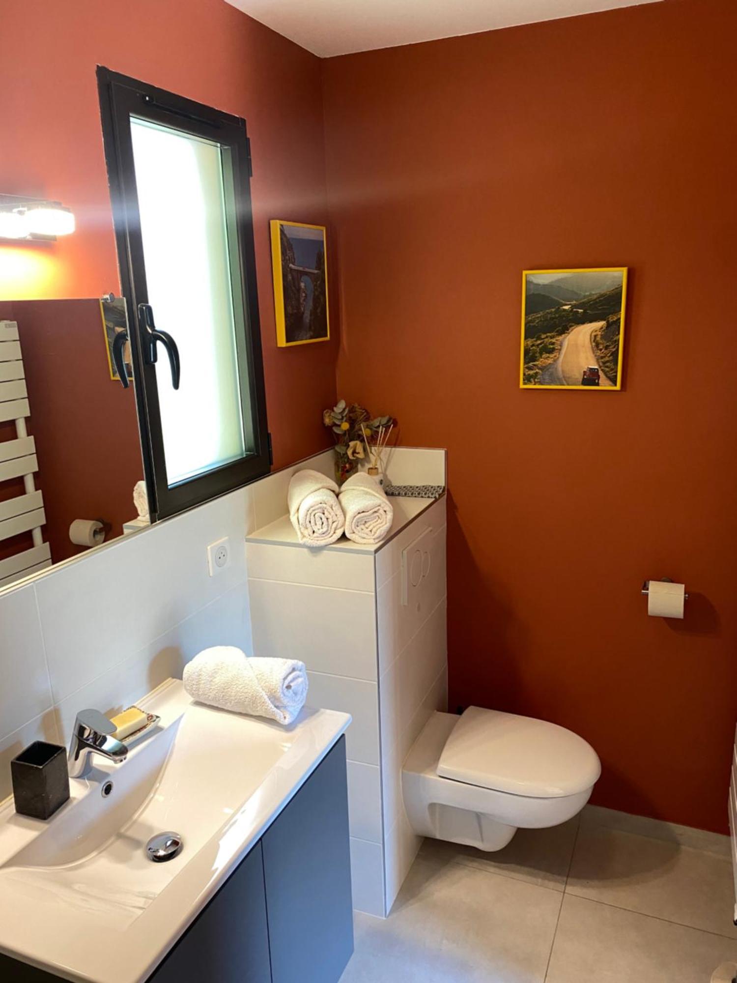 Les Cabanons Bed and Breakfast Dardilly Buitenkant foto