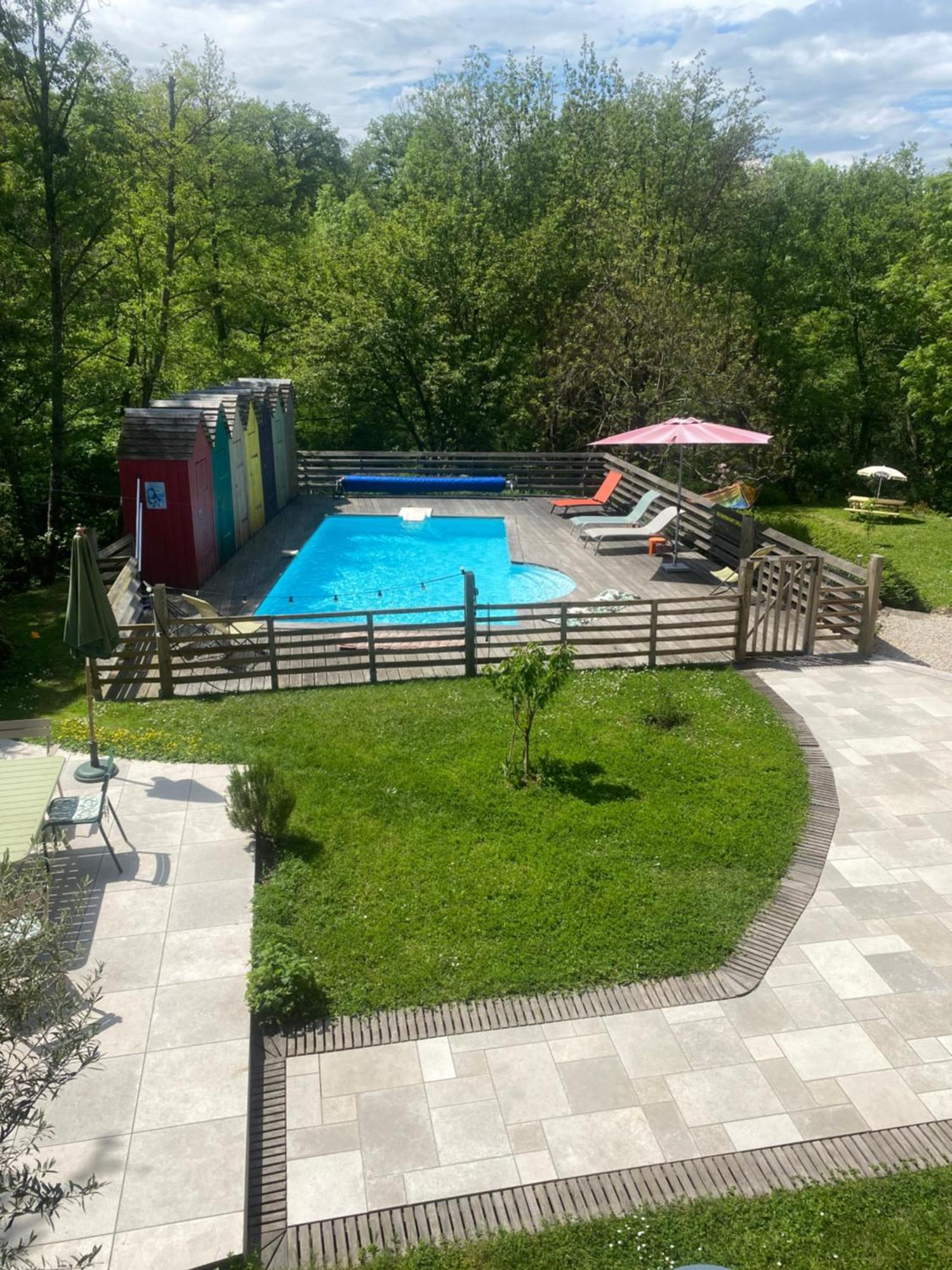 Les Cabanons Bed and Breakfast Dardilly Buitenkant foto